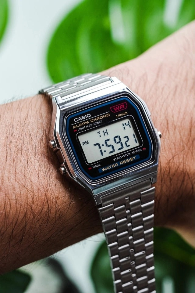 RELOJ CASIO METALICO UNISEX DIGITAL